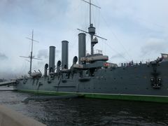 -阿芙乐尔号巡洋舰