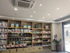-芭比堂动物医院·24小时·眼科中心(深圳中心)