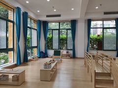 -蒙蒙狮蒙台梭利儿童之家