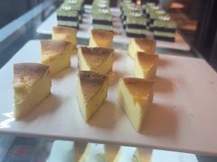 -牛YO寿喜烧·铁板烧和牛火锅自助(市府恒隆店)