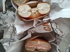 -Catch Bagel(芳草地店)