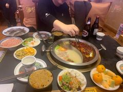 -沸炉重庆老火锅(军事博物馆店)