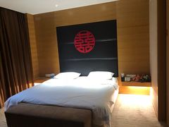 -上海怡沁园度假酒店