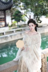 -一揽芳华汉服旗袍体验馆(拙政园店)