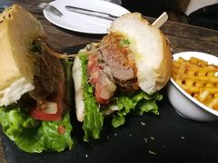 -HIGH FIVE哈福手工汉堡(桂林路店)