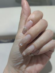 -晨·艺美甲美睫