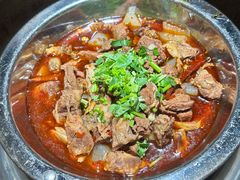 -大众跷脚牛肉馆·非遗传承单位(峨眉山店)