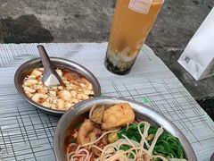 -凤张螺蛳粉·爽口粉(跃进路总店)