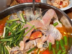 -亮欢寨酸汤鱼(沙冲路店)