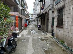 -华哥新鲜猪精品美食