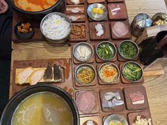 -银米·云南传统过桥米线(双廊黑金冠店)