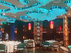 -悦江(梅奔中心店)
