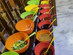 -果松木炭酸菜铜火锅·外婆参鸡汤