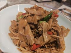 -渝悦情·新派川菜(建国门店)