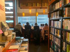 -西西弗书店&矢量咖啡(静安大悦城店)
