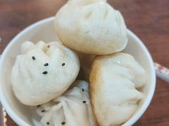芝麻生煎包-蔡林记(昙华林泛悦汇店)