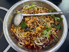 -周良天山牛杂城(天山路总店)