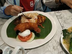 -关夫人餐厅(阳光广场店)