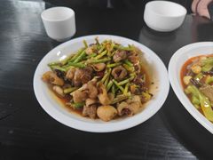 -曾氏肥肠馆(凯瑞雅居店)