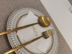 -露露家咖啡店
