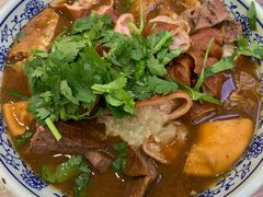 卤煮火烧-门框胡同百年卤煮(新街口店)