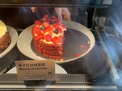 莓子红丝绒蛋糕-Wagas沃歌斯(环贸店)