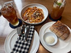 培根蘑菇手工宽面-ROAST coffee & eatery