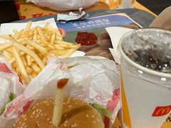 -麦当劳(南门换乘中心店)
