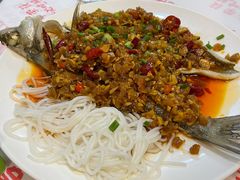 -堂瓦里·33年传统赣菜(第一街区店)