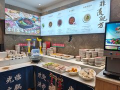 -沸炉重庆老火锅(军事博物馆店)