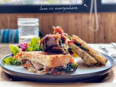 超级牛肉帕尼尼-O'mills Sourdough Bakery&Bistro(永嘉路店)