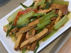 -老乡鸡(新邻天地店)