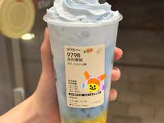 -喜茶(迪士尼小镇·平行宇宙店)