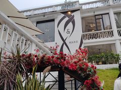 -Mark&Mars Restaurant