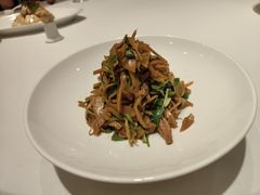 -品悦酒店(三林古镇店)