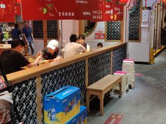 用餐区-大融厨·鸡毛店·川菜(果壳里东安湖店)