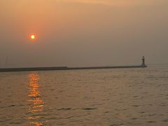 -东港音乐喷泉广场