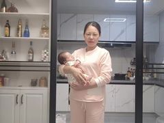 -苏州雏渐肥月嫂
