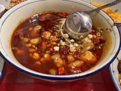 川霸芋儿鸡-荆九爷爆炒桥头三嫩(浙大店)