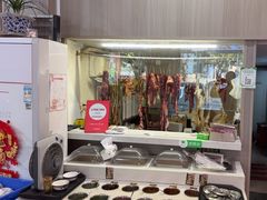 -官塘陈记鱼生·潮汕砂锅粥·牛肉火锅(潮枫路总店)