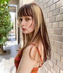 -变画·发型STUDIO