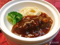 红酒鹅肝配奇异果粒-小广寒电影艺术餐厅(小广寒经三路店)