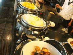 -唐拉雅秀酒店-西锦汇空中BBQ·思创餐厅