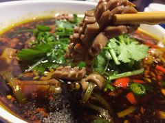 -自贡盐帮菜·玩辣餐厅(樱花园西街店)