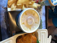 -横琴湾畔餐厅(长隆海洋王国白鲸剧场店)