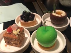 -罗宾斯牛排馆(重庆丽晶酒店)