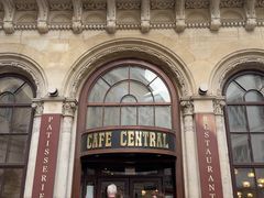 -中央咖啡馆