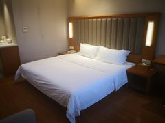 -全季酒店(广州越秀公园店)