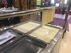 -梅利汴京烤鸭•开封豫菜地标店(东大街店)