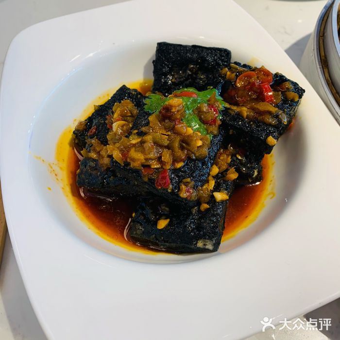湘船·精致湖南菜(荆州吾悦广场店)长沙臭豆腐图片